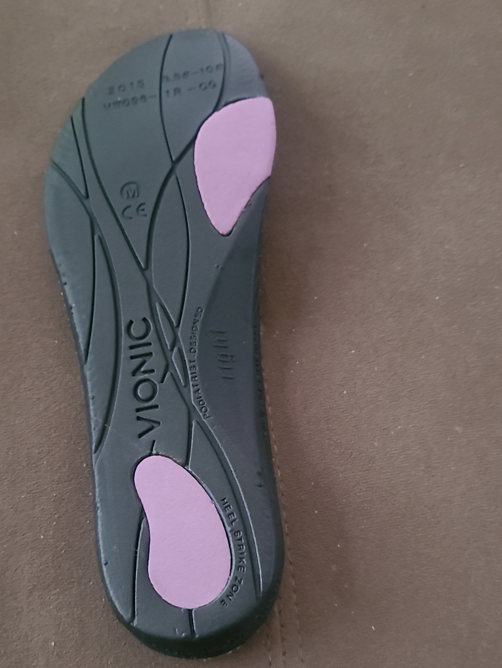 Vionic Slip-On Athletic Sneakers in Pink, Gray & Cream Size 10 - Picture 10 of 13